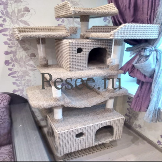 Игровой комплекс для кошек из ковролина 